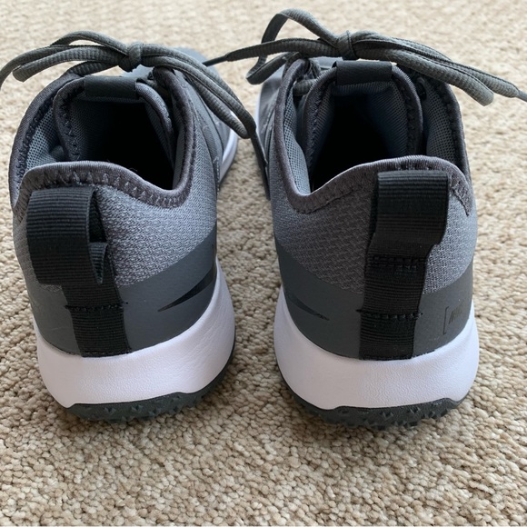 Nike Varsity Complete TR Training Athletic Shoes 10 NWOT Gray - Picture 6 of 9